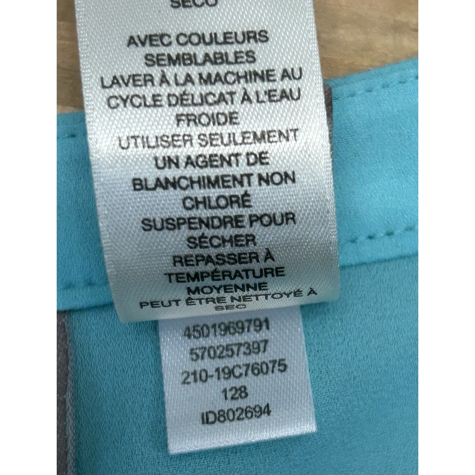 CHICO'S Size 0 Small Womens Teal Split Neck Long Sleeve Sheer Blouse .
