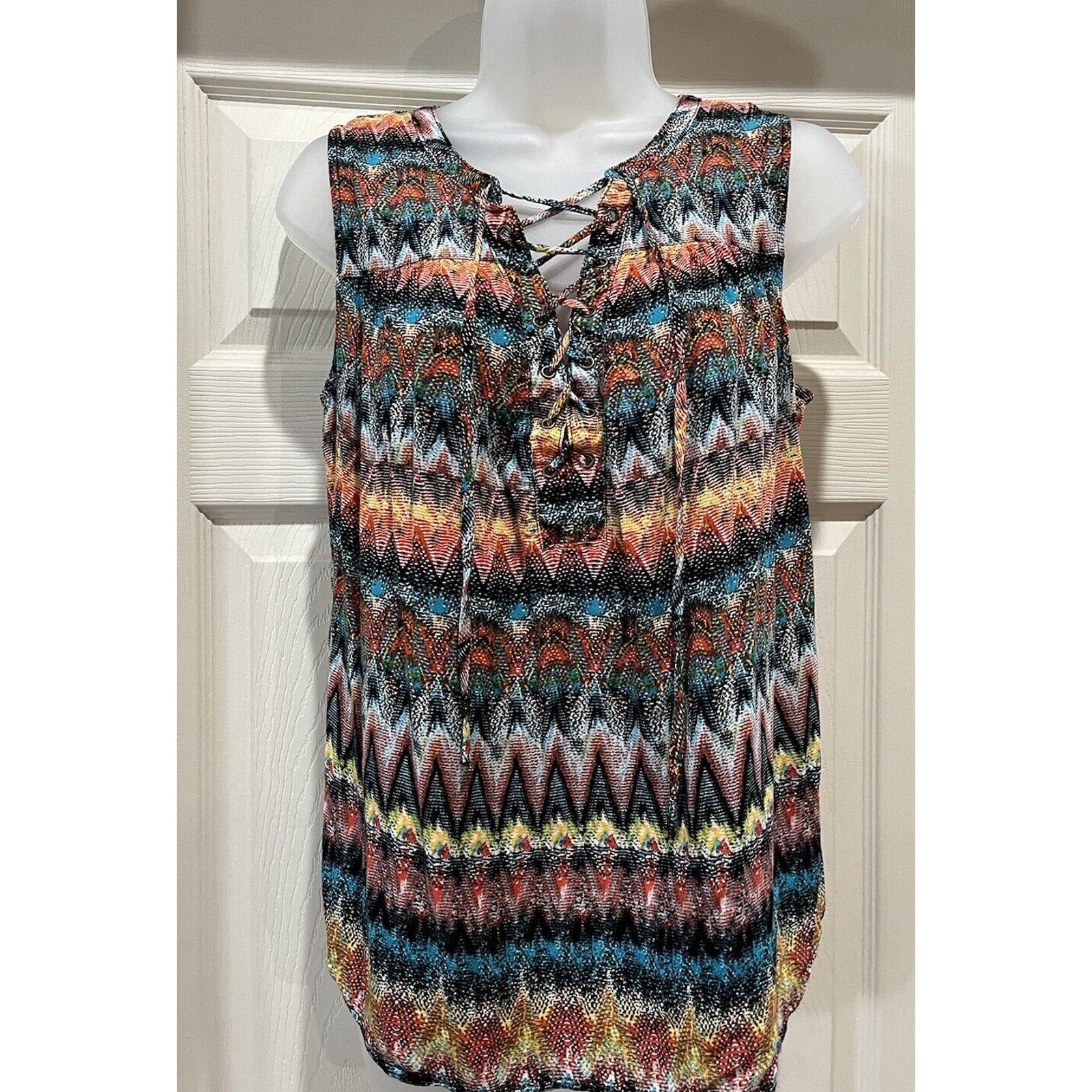 No boundaries womens Size L Multicolor Abstract print boho Chiffon blouse top