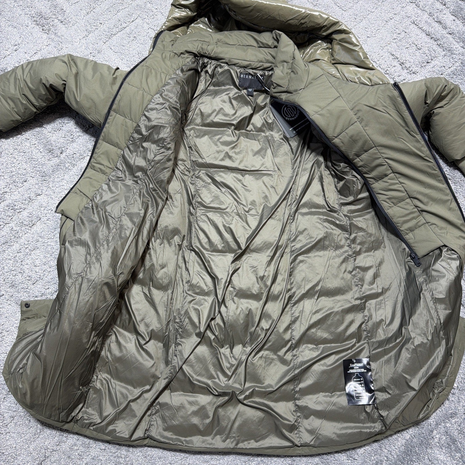 NWT Bernardo Hooded Puffer Jacket Sz Large In Olive GreenBernardo Women Puffer
