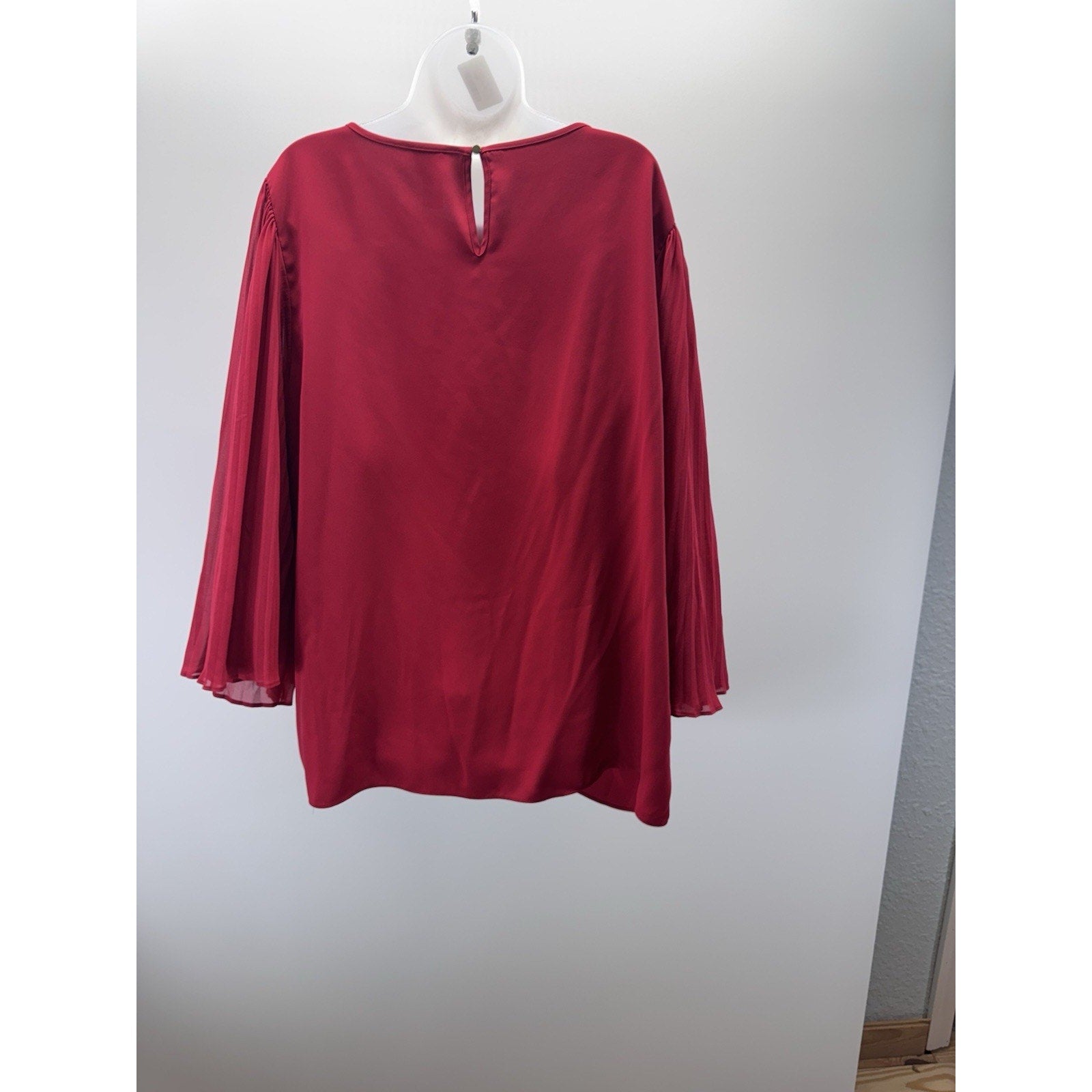 Chico's Red Accordion Pleated Bell Sleeve Blouse Women’s Size 3/ XL
