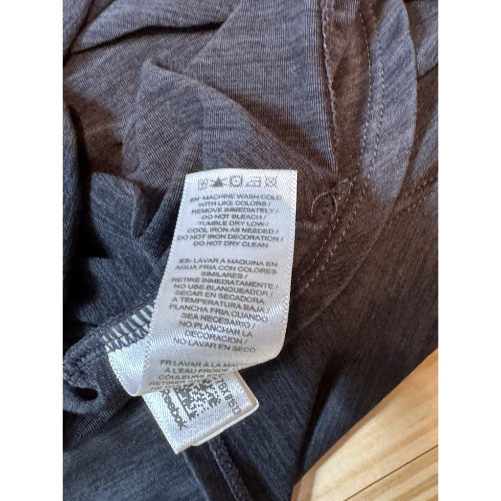 Reebok Athletic Activewear Gray Women's Short Sleeve Shirt Size M