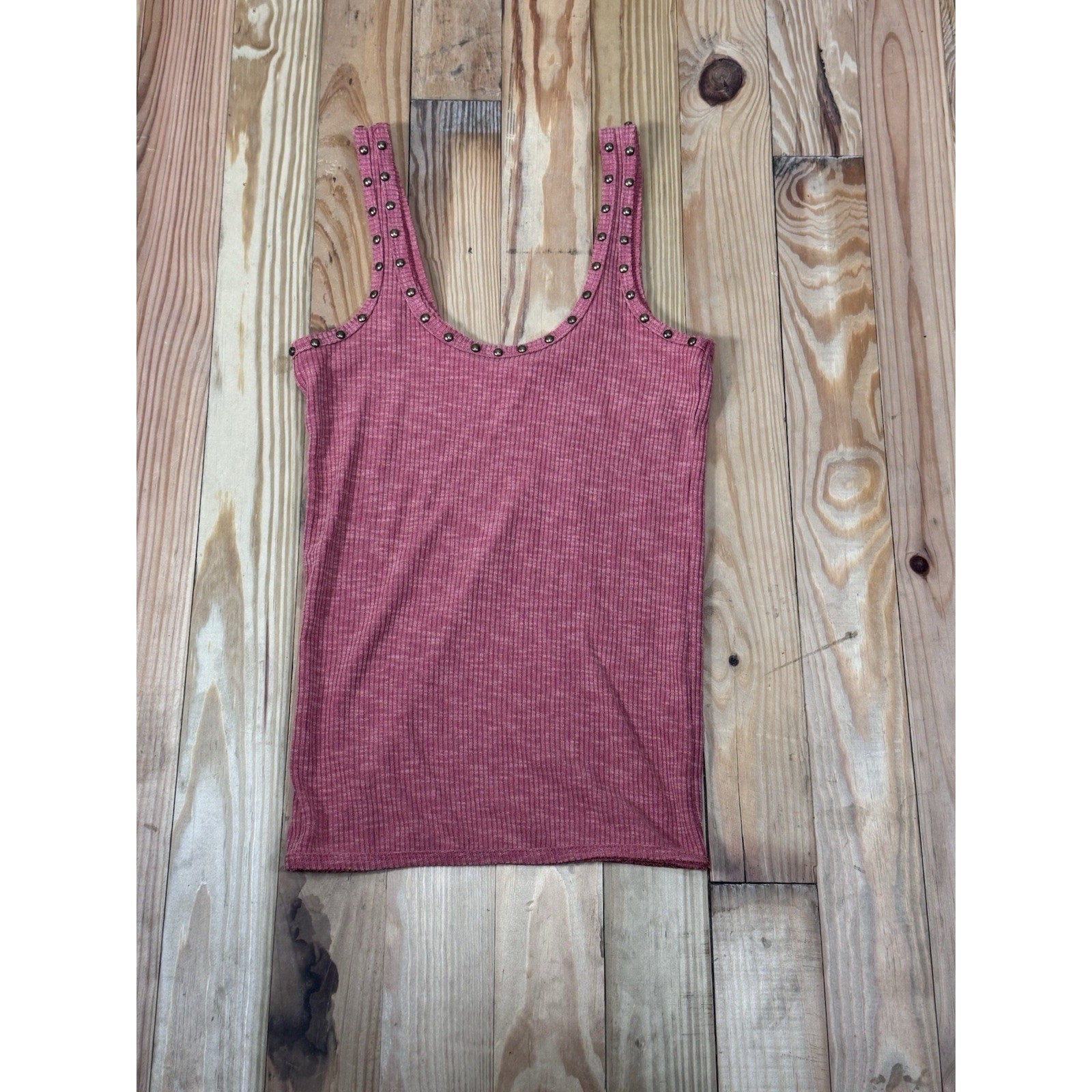 POL Women's Slim Fit Ribbed Tank Top Sleeveless Brass Buttons Rasberry Rose Sz S