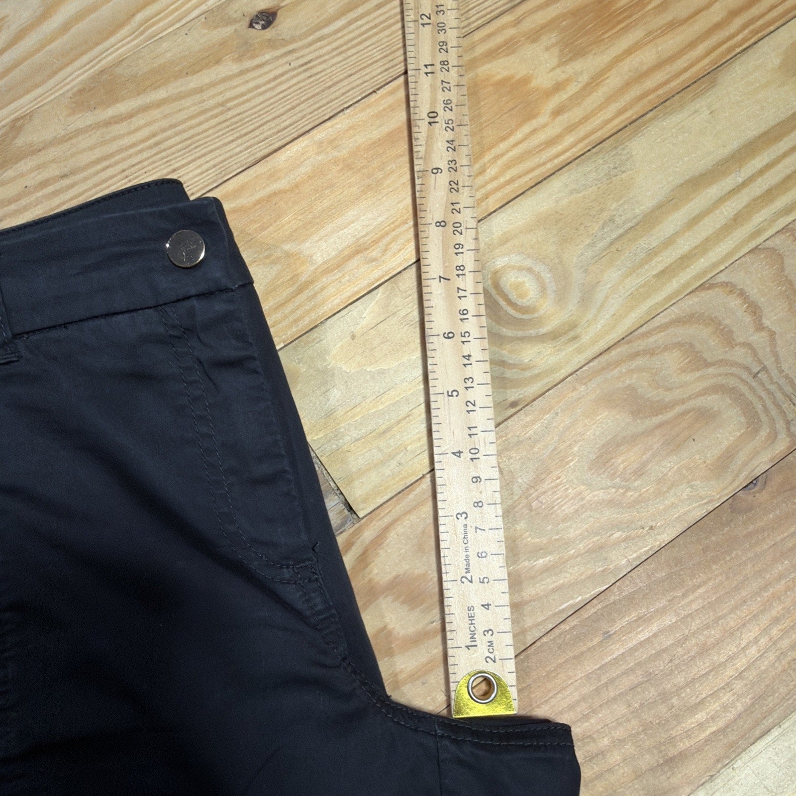 Chico's Womens Bermuda Shorts XS Black Utility Roll Tab Mid Rise Stretch Cotton