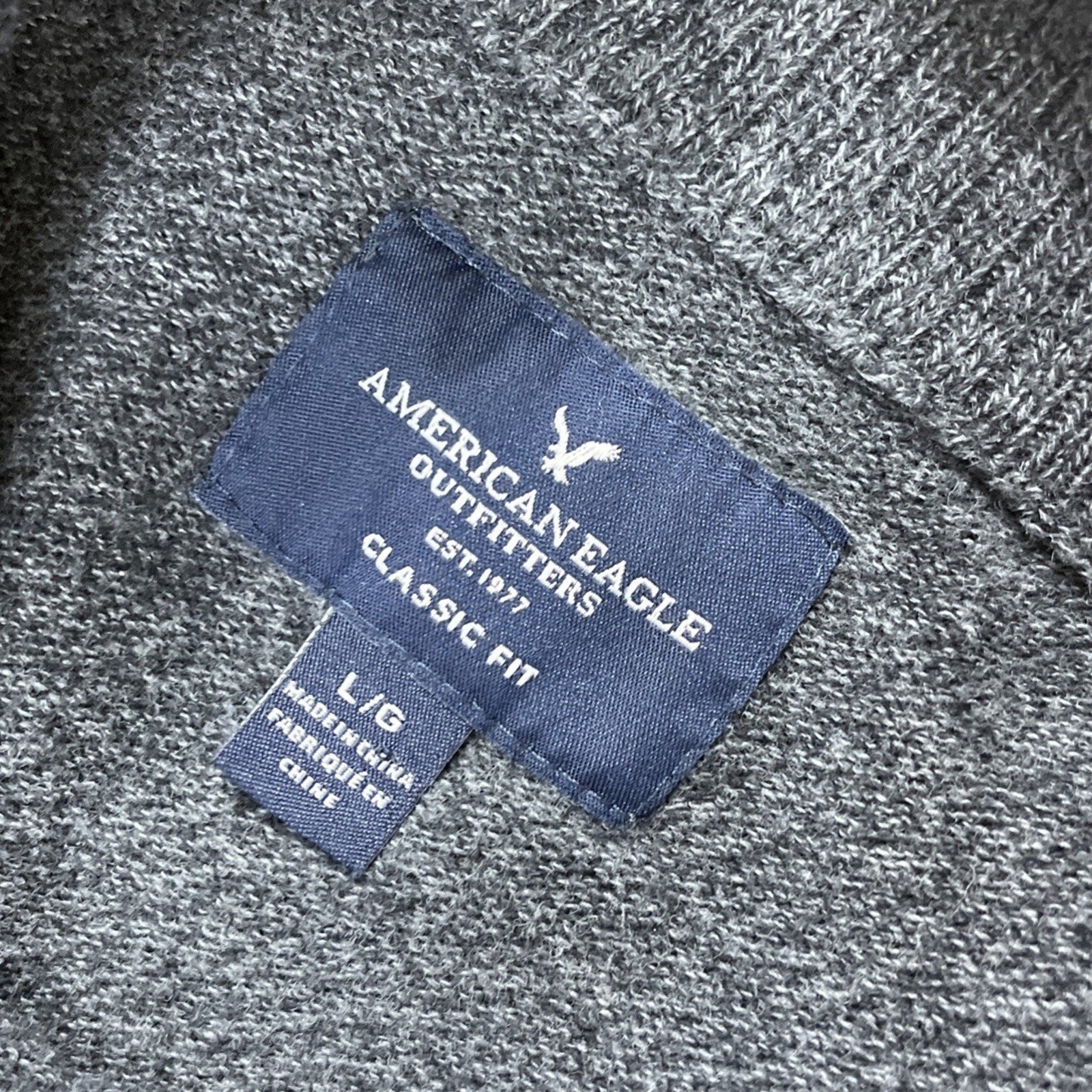AMERICAN EAGLE Classic Fit Button Front Collar Gray Pullover Sweater Mens Size L