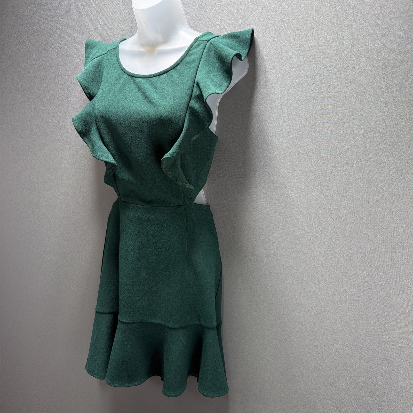 Selfie Leslie Jackie Wide Ruffle Hem Pinafore Dress In Forest Green NWT Size S