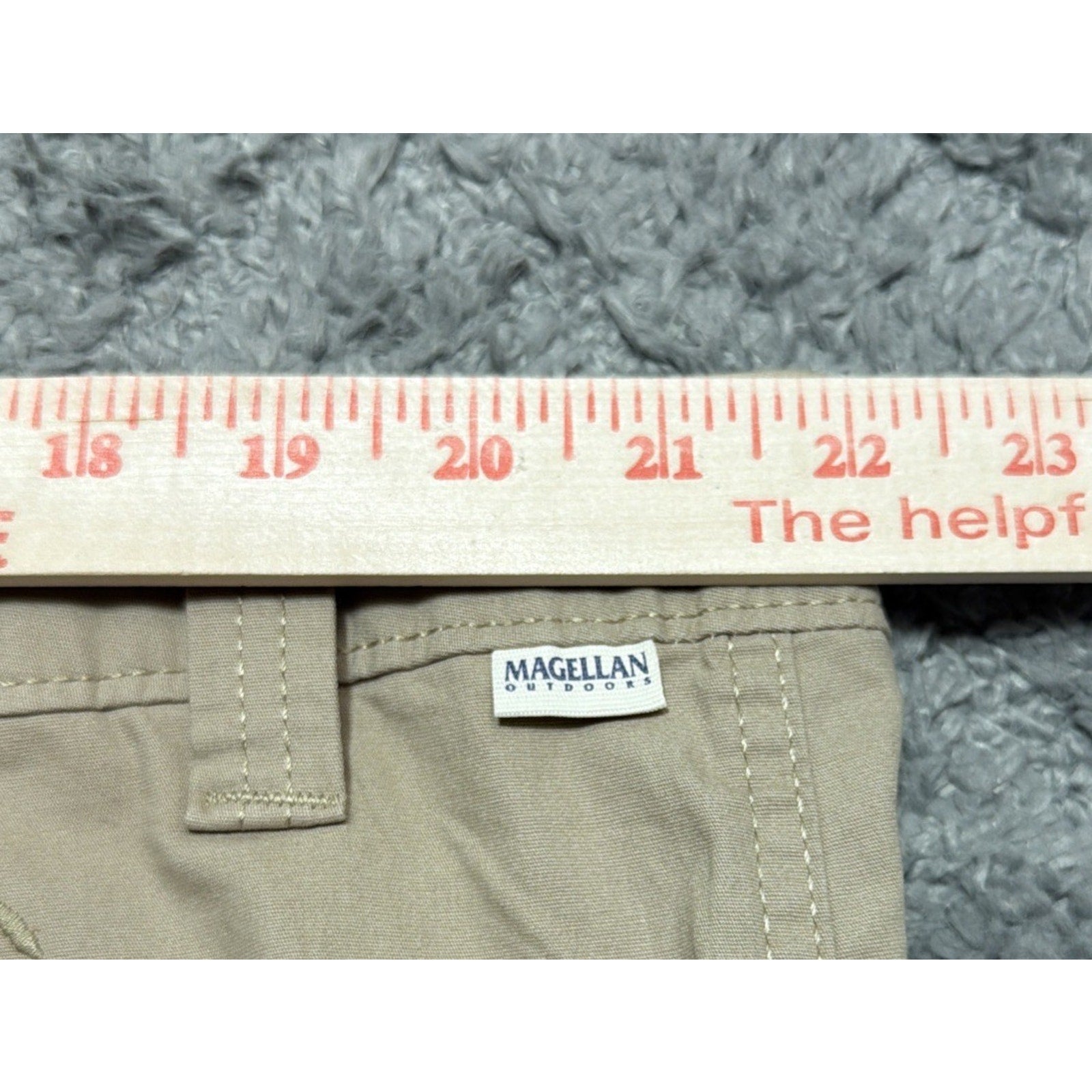 Magellan Outdoors Shorts Men 42W Khaki Flat Front Chino NWT Outdoor Casual Golf
