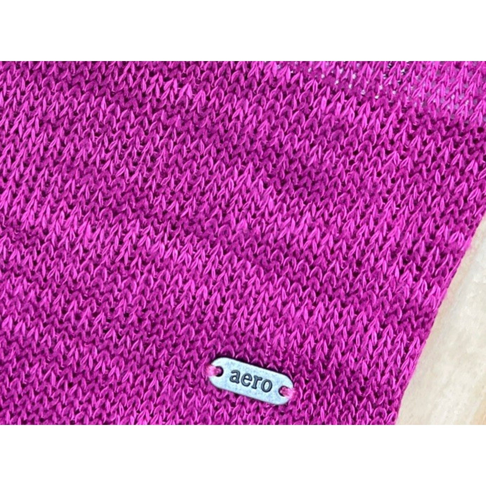 Aeropostale Women's Magenta Lightweight Sweater with Lace on Back Size Large