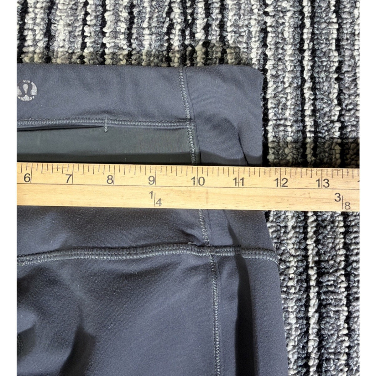Lululemon Leggings Womens 4 Long Gray Mid Rise Mesh Panel Pockets Yoga Gym