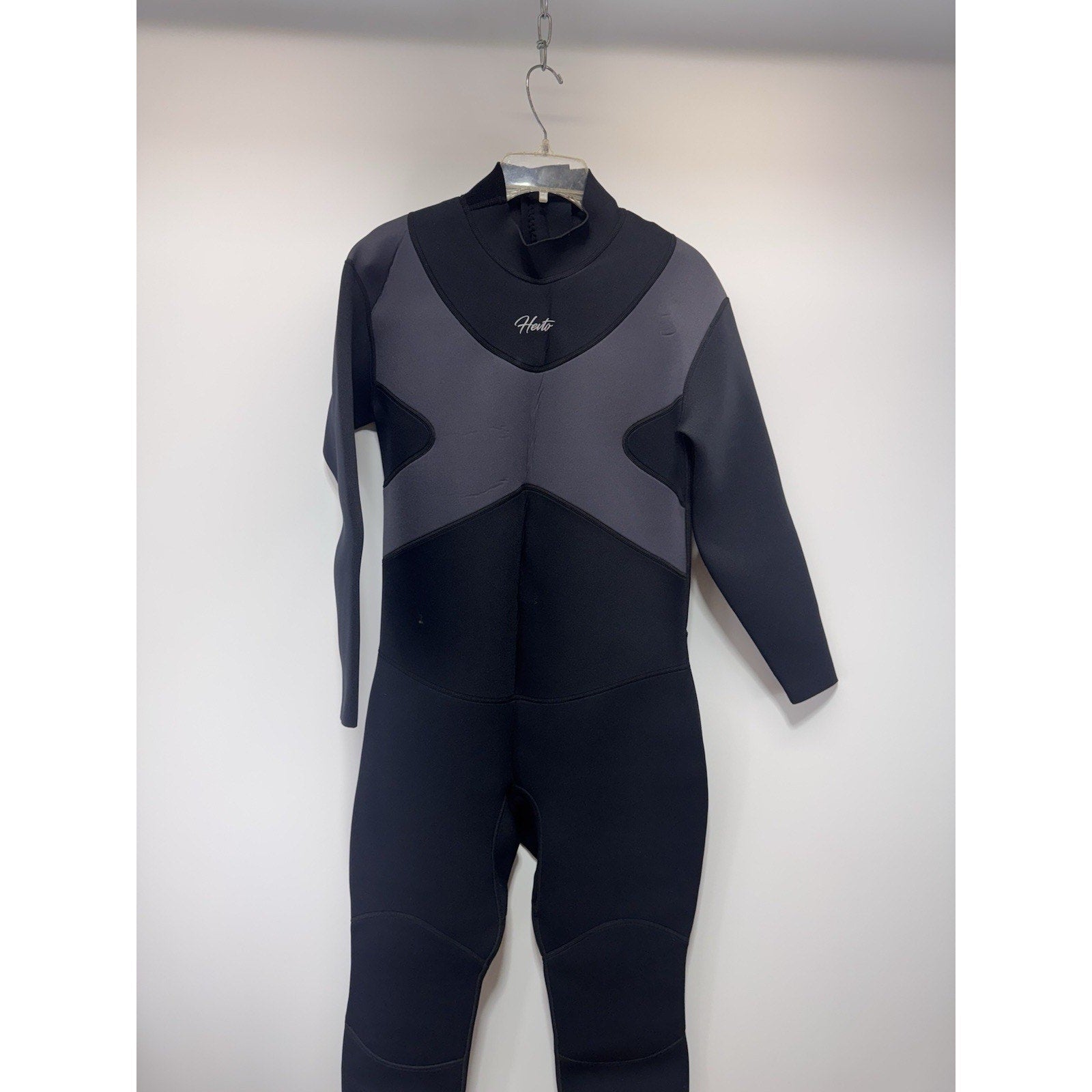Hevto Neoprene Wetsuit CLY001 New With Tags Men Women’s Size M3