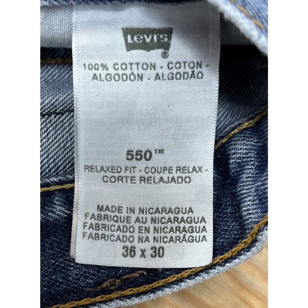 vtg Levi’s 550 Jeans Mens Size 36x30 Y2K Baggy Blue Wash Distressed Denim