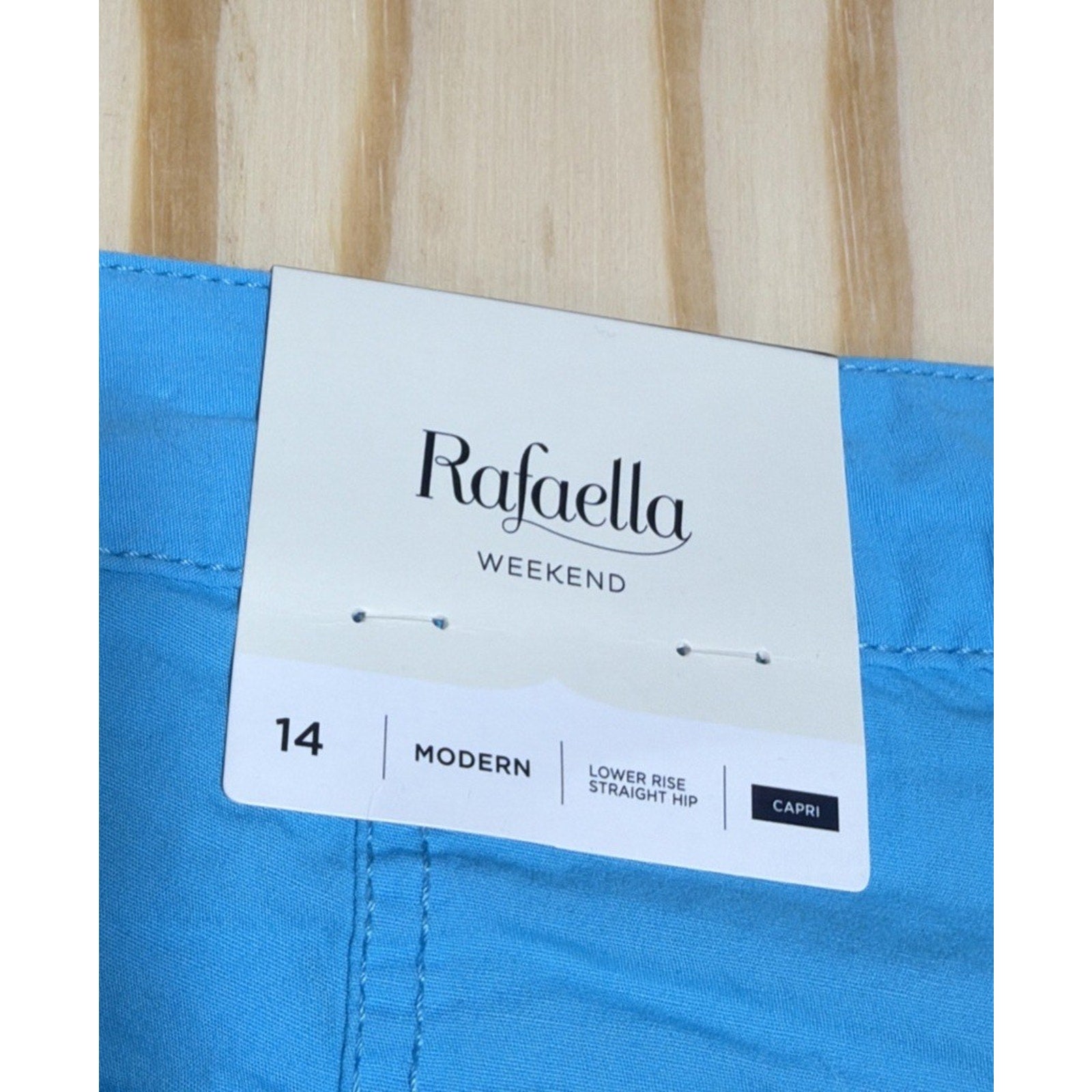 New Rafaella Pants Womens 14 Blue Modern Weekend Capri Low Rise Straight Hip