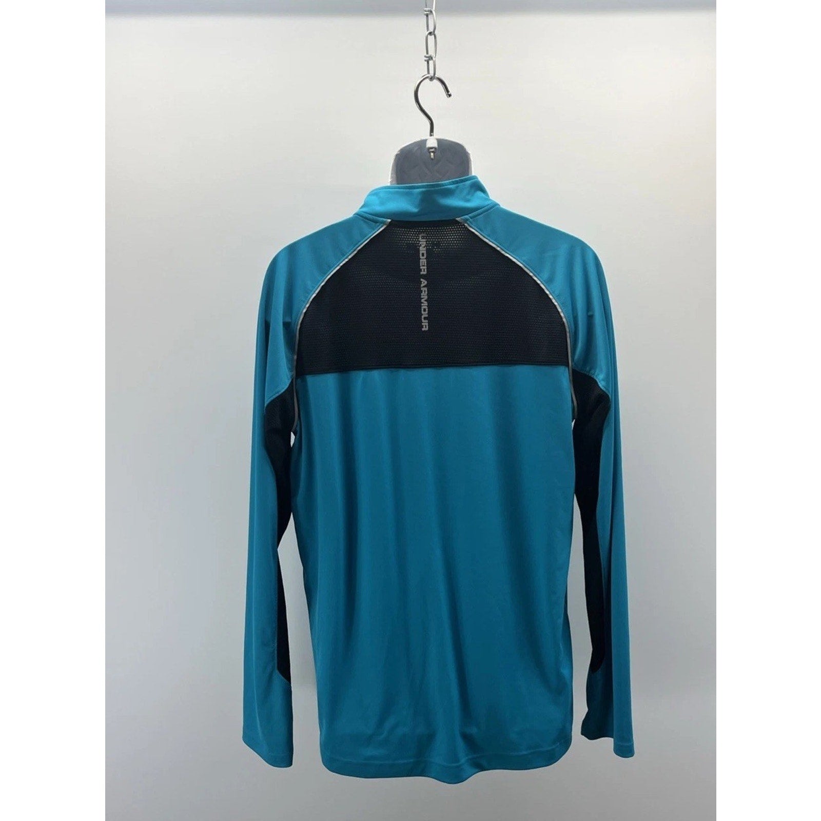 Under Armour pull over Mens Large blue Regular all season gear RUN lightweight