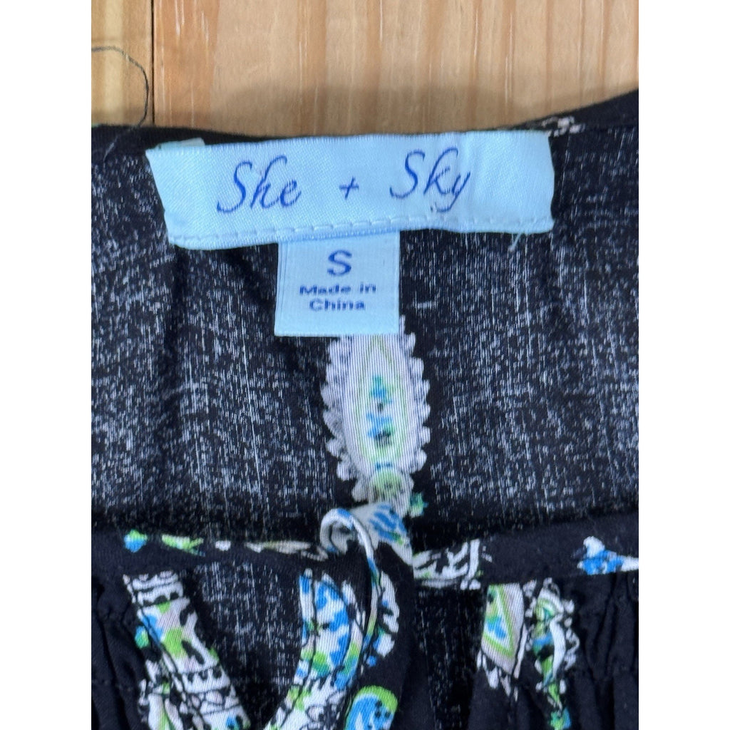 She & Sky Women's BOHO Dress Size Small Long Sleeve Tunic Dress Black Paisley