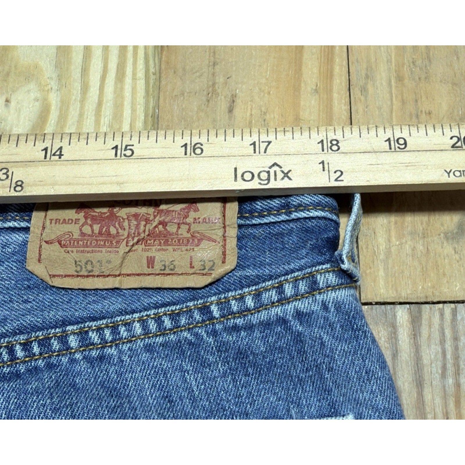 Vintage 90s Levis 501 Jeans Mens 36x32 Original Fit Light Wash Button Fly Denim