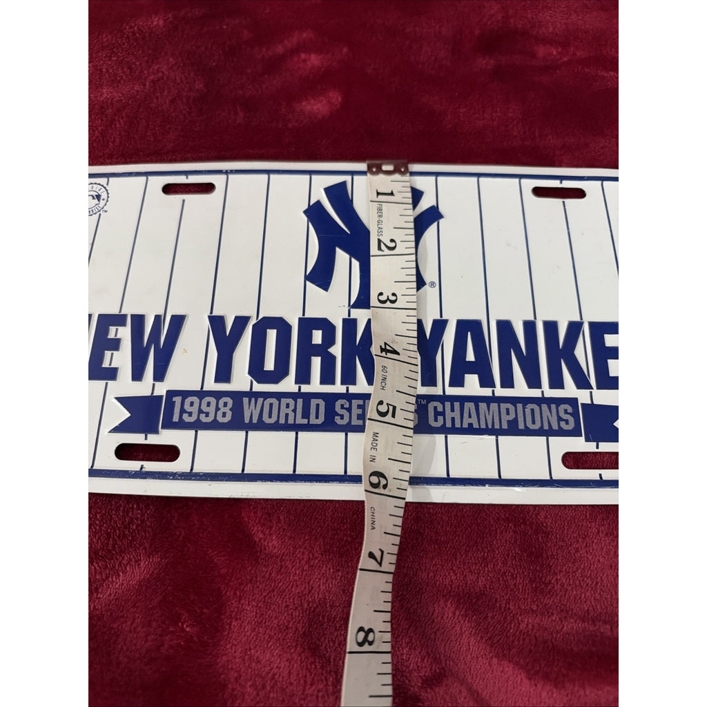 1998 WORLD SERIES CHAMPIONS YORK YANKEES STAMPED Metal License Plate AUTO TAG