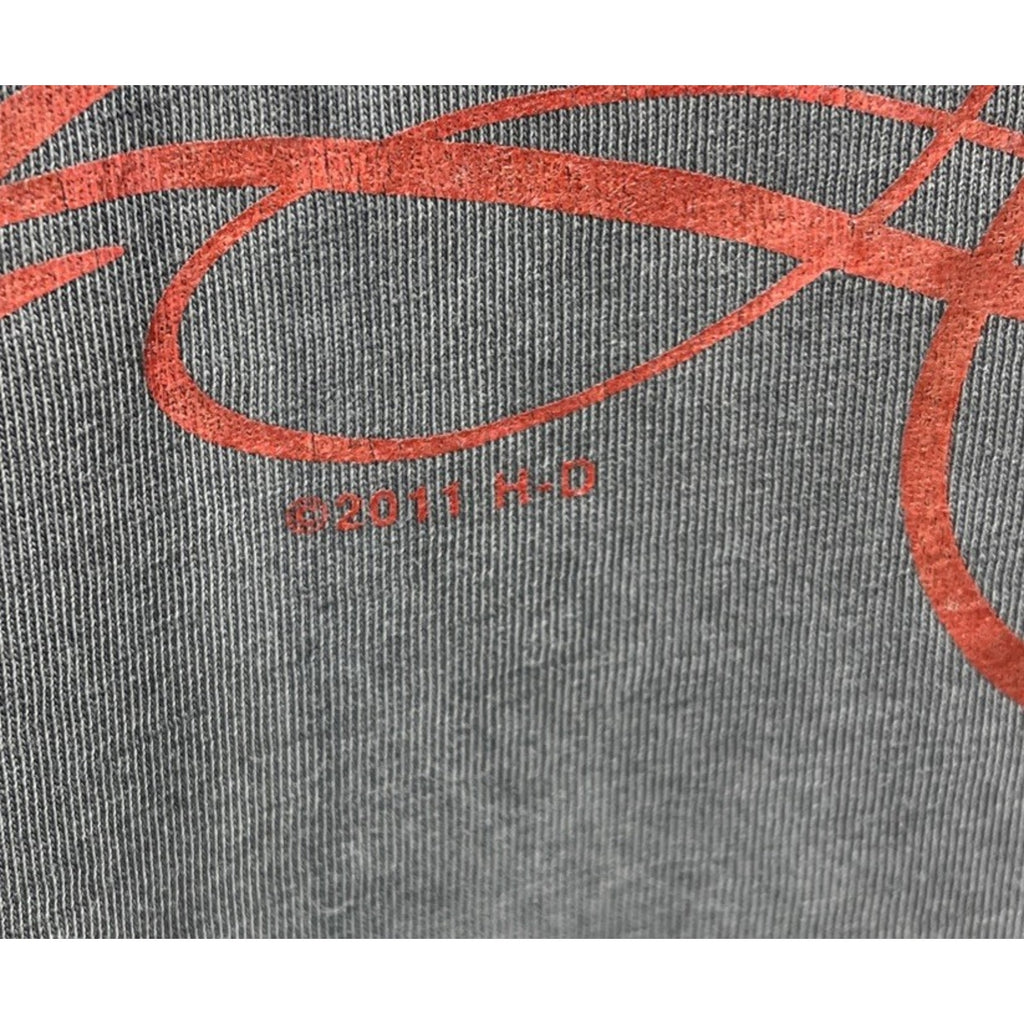 Harley Davidson Women Short Sleeve Shirt Gray with Red XL Sioux Falls SD 2011