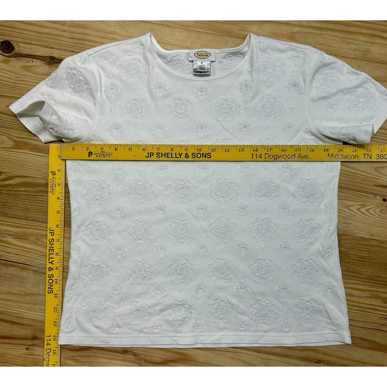 TALBOTS Women's 100%Cotton Short Sleeve Top Embroidered Solid White Size Medium