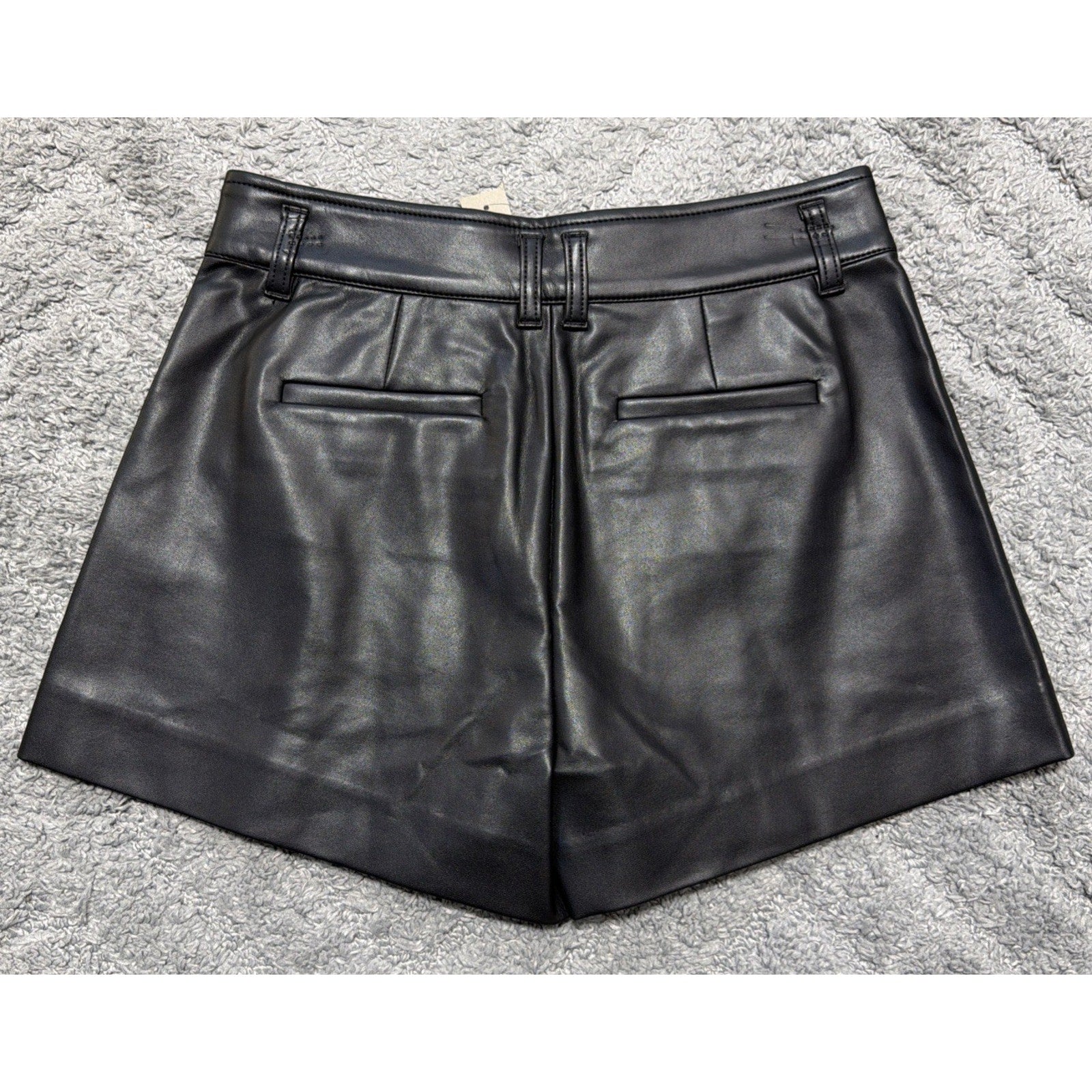 New J.Crew Pleated Faux Leather Trouser Shorts Black Size 2 28x3