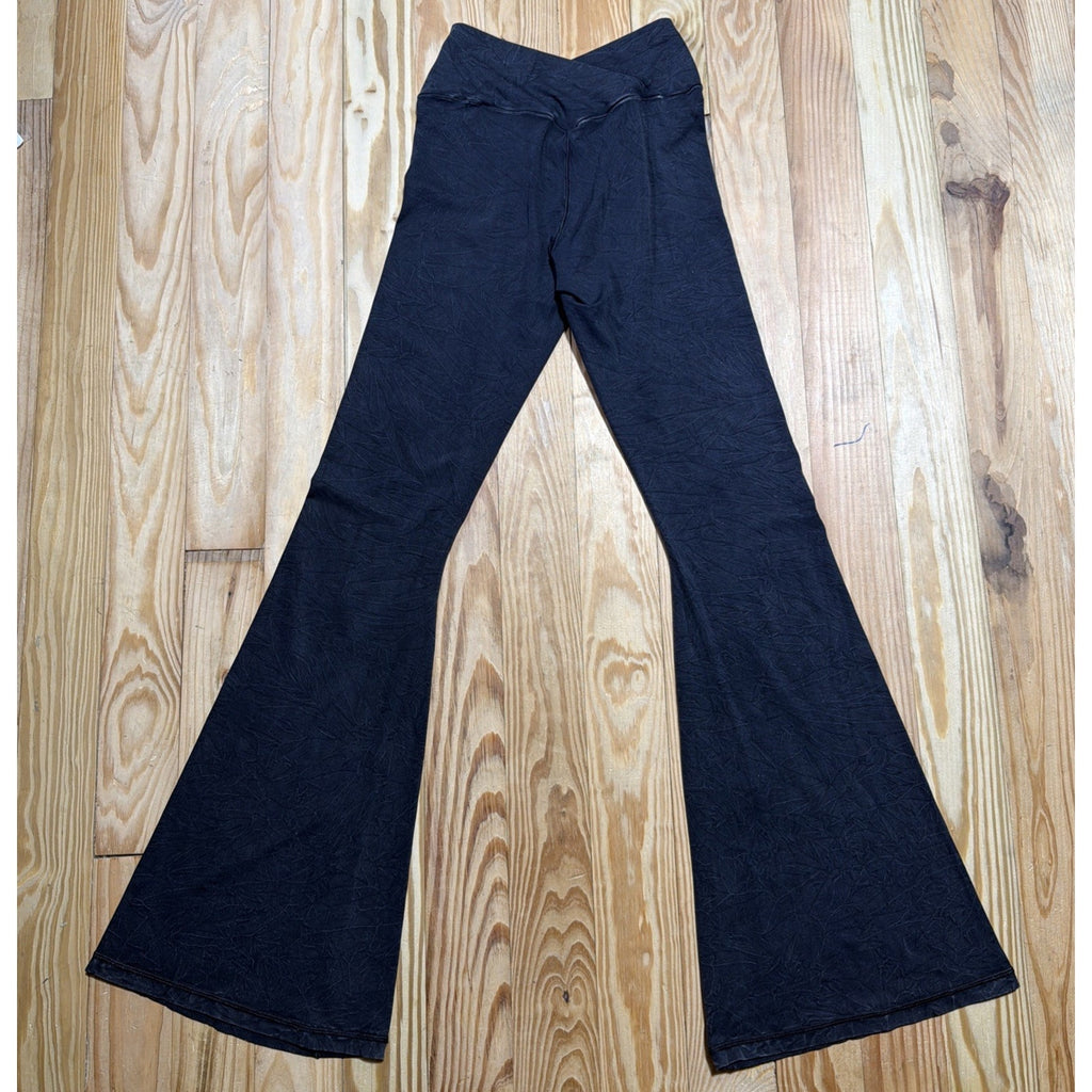 OFFLINE By Aerie Size M Marbled Gray Real Me Double Crossover Flare Legging