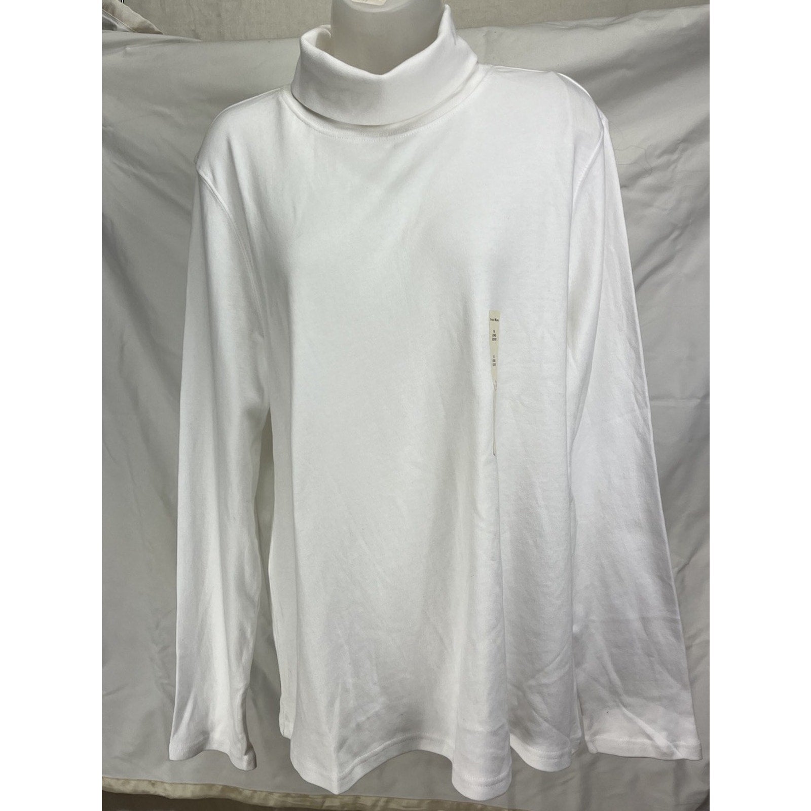 Studio Works Women’s Long Sleeve Shirts. Size XL