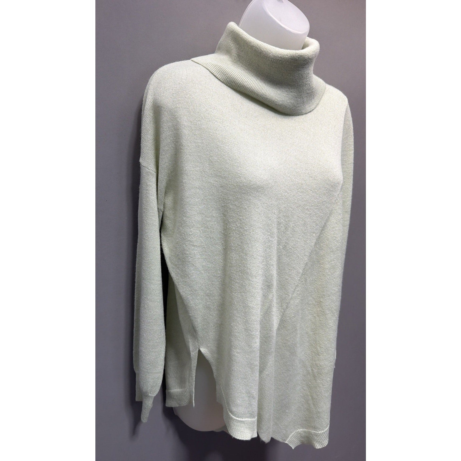 Vintage Lisa International 100% Acrylic Oversized Turtleneck Sweater Green M