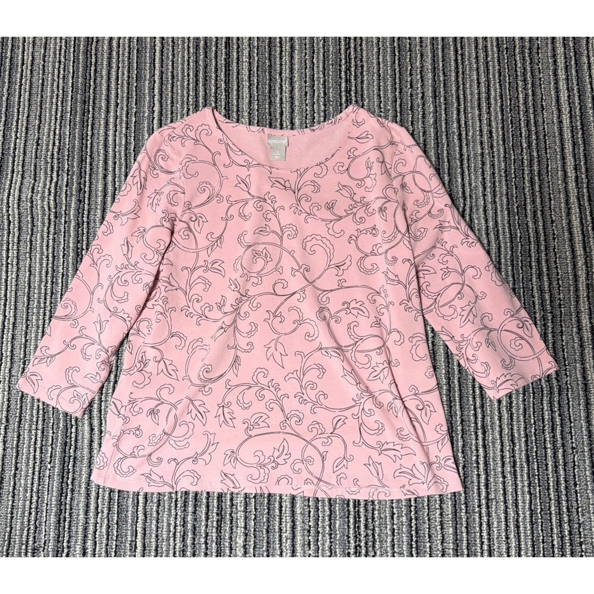 Chico's Womens Large 3/4 Sleeve Pink Paisley Damask Casual Top Stretch