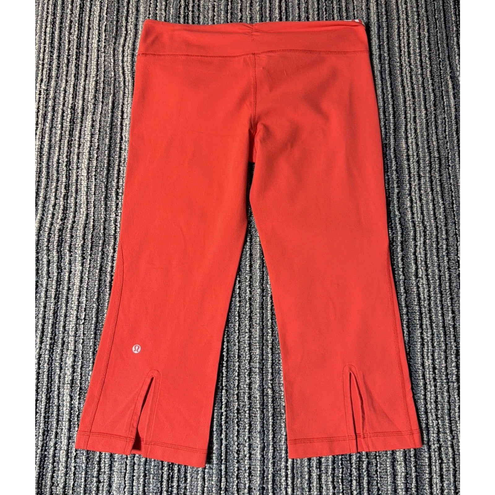Lululemon leggings Groove Pant Women Sz 10 Twin Stripe Love Red waistband Pocket