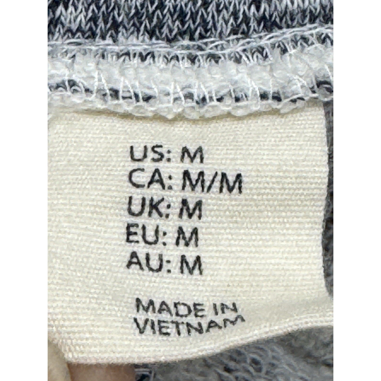 Dakini Skirt Size Women’s Medium Gray White Striped Pull-On Drawstring Short