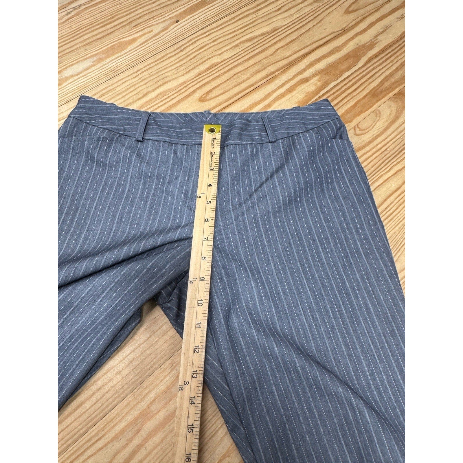 Worthington Modern Fit Wide Leg Pinstripe Dress Pants Womens 8 Gray Poly Blend