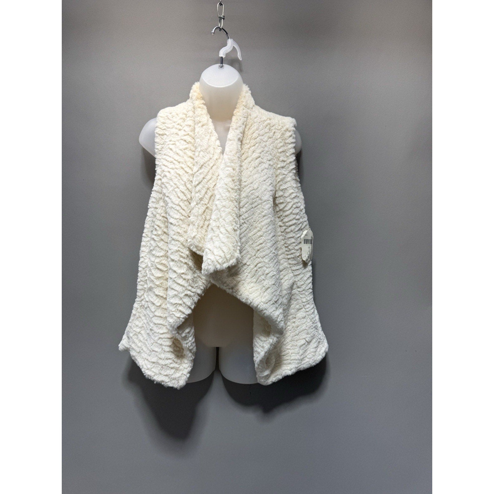 Altar’d State Faux Fur Vest Womens Small Ivory Cream Open Front Cozy Soft Boho
