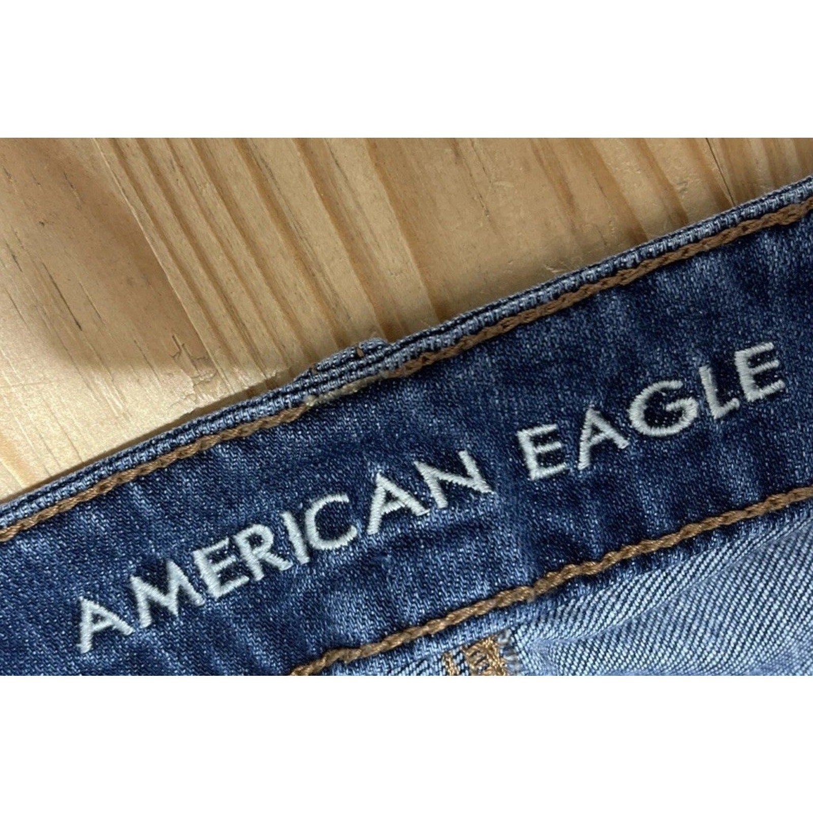 American Eagle Outfitters Tom Girl Button Fly Blue Jeans Woman Size 6