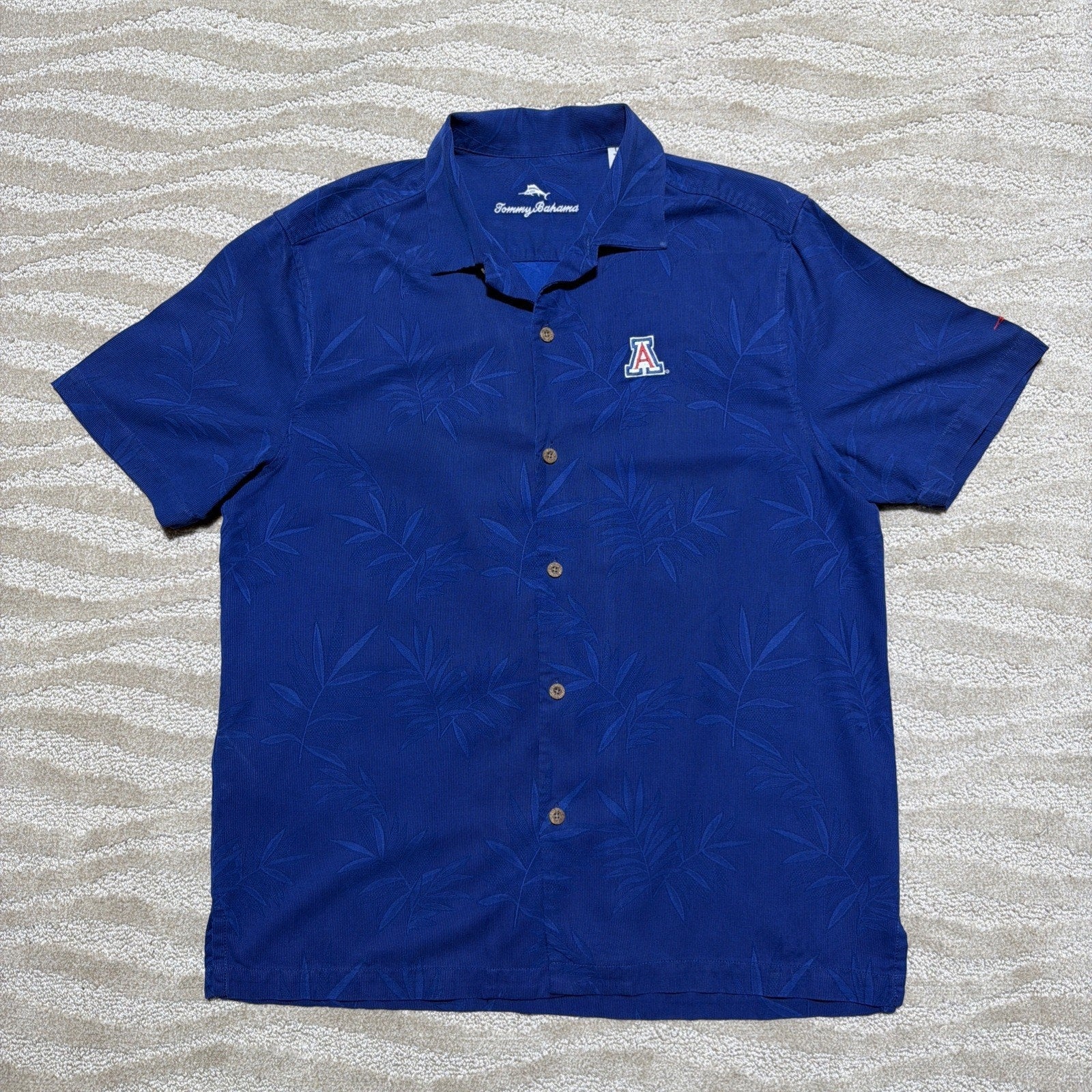 Arizona Wildcats Tommy Bahama NCAA Floral Embroidered 100% Silk L Button Up