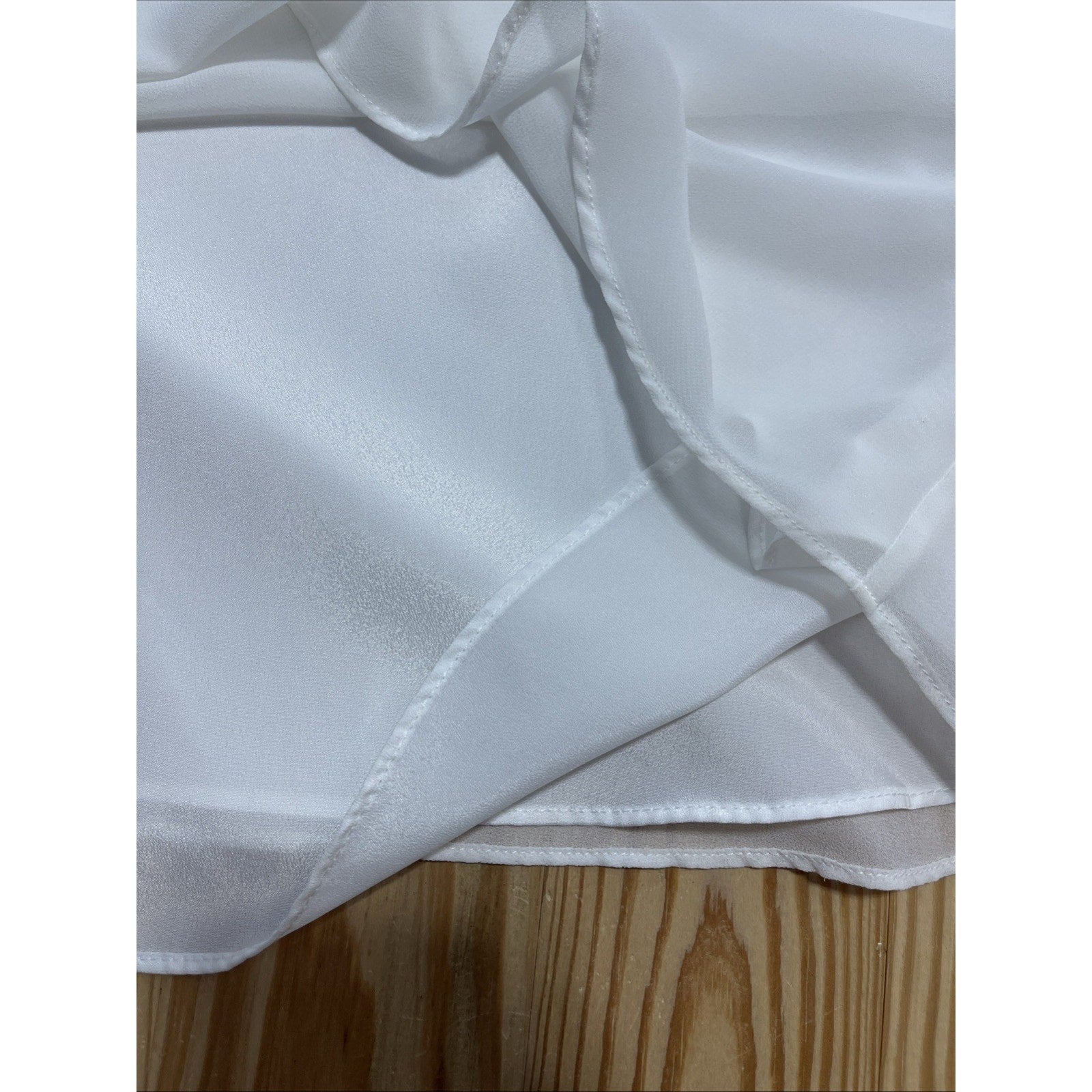 Calvin Klein White Ruffle Sleeve Lined Blouse EUC Size Large
