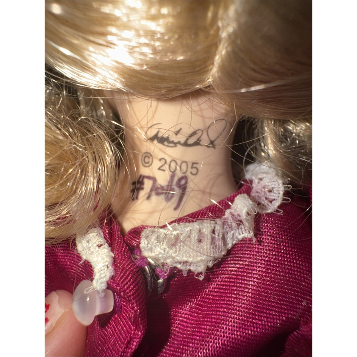 Marie Osmond Tiny Tot Doll HELENA with stand. 8 inches. 2005 #5328 - PreOwned.