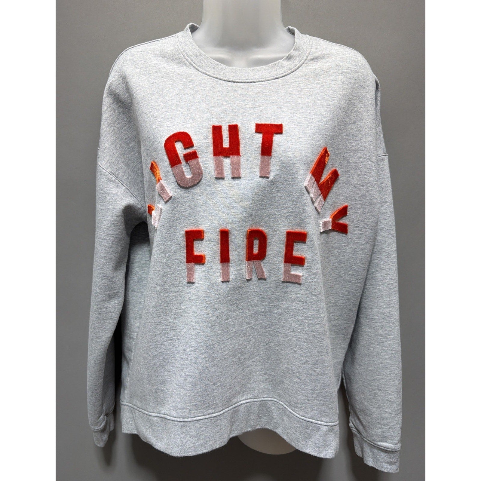 GUESS Los Angeles Women's Oversized Fleece Pullover Sweatshirt M Velour Letters