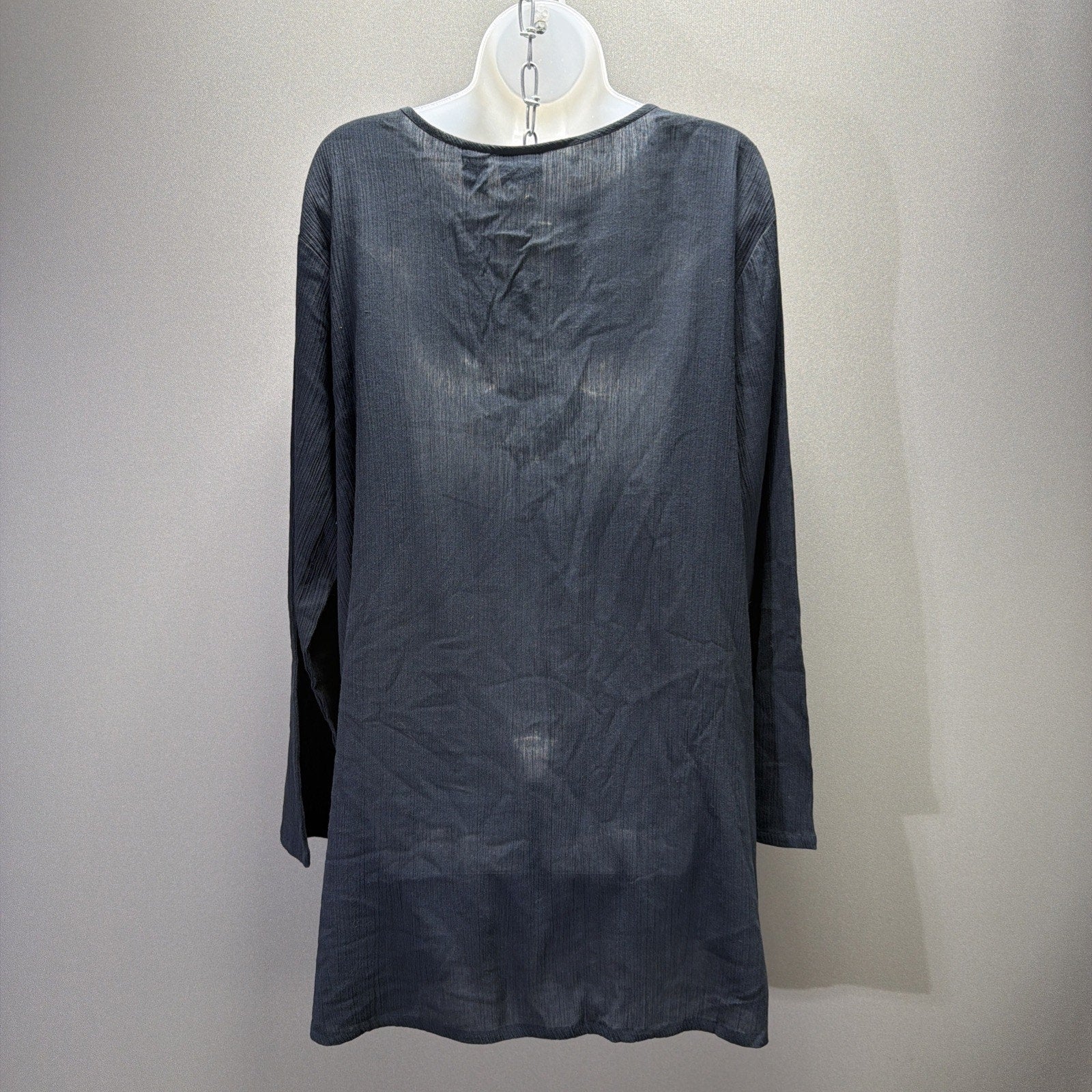 Mountain Lake Women's Navy Blue Embellished Embroidered V-Neck Tunic Size XL NWT