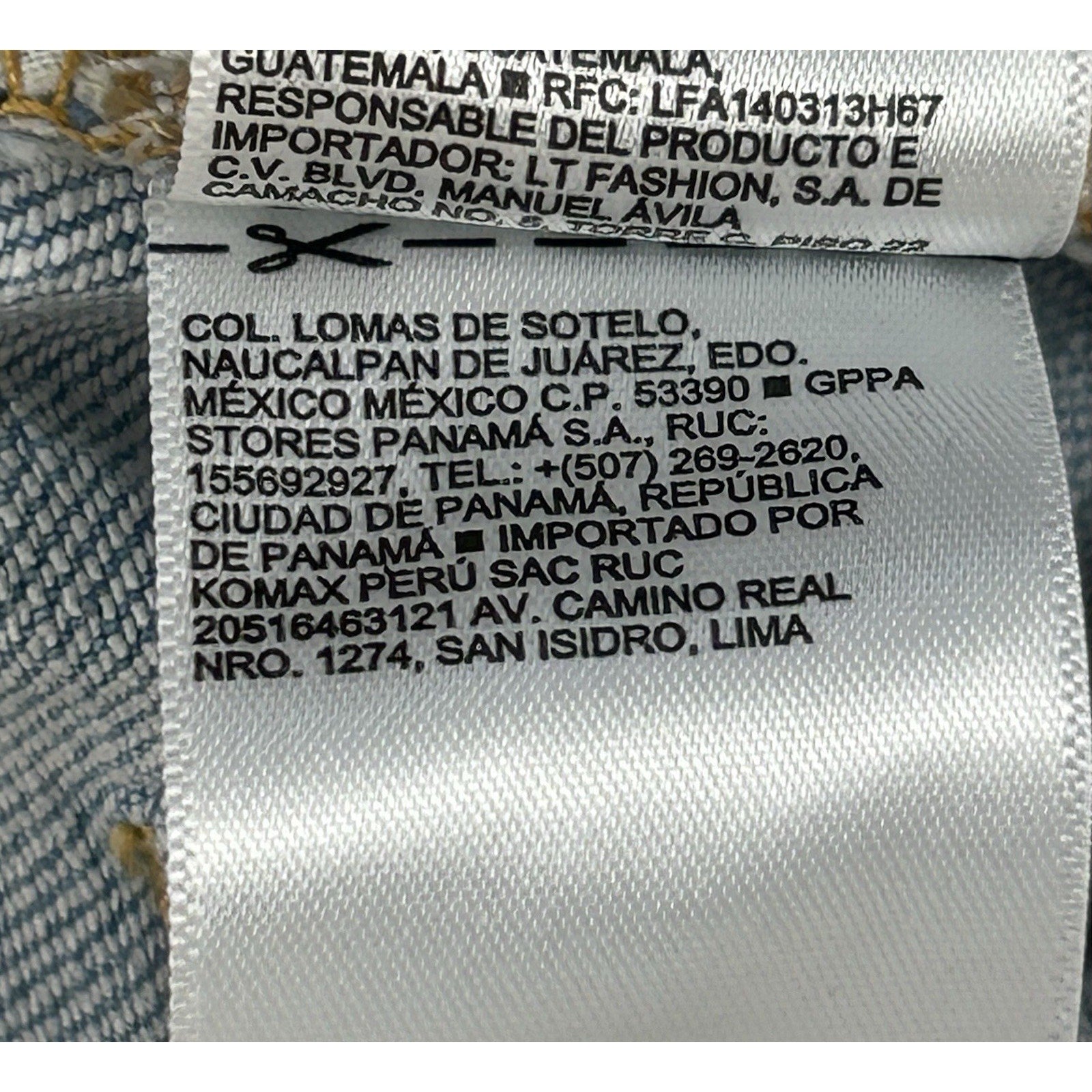 Old Navy Men’s New W Tags Slim 360 lightwash straight jeans 30x30