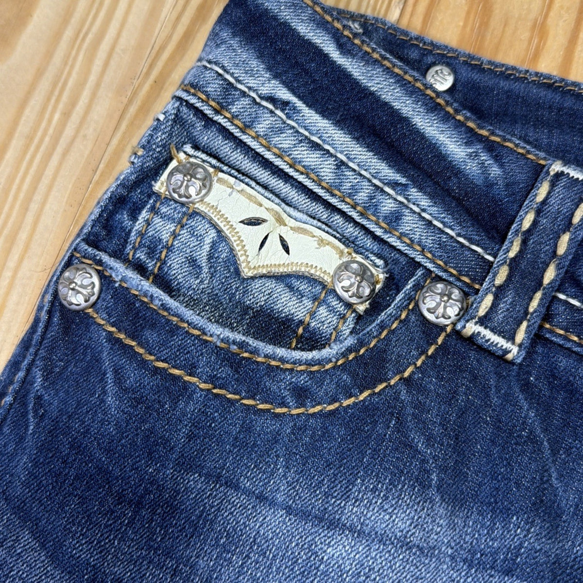 Miss Me JPW5120 Bootcut Jeans 28x33 Y2K White Leather Flap Pocket Tall