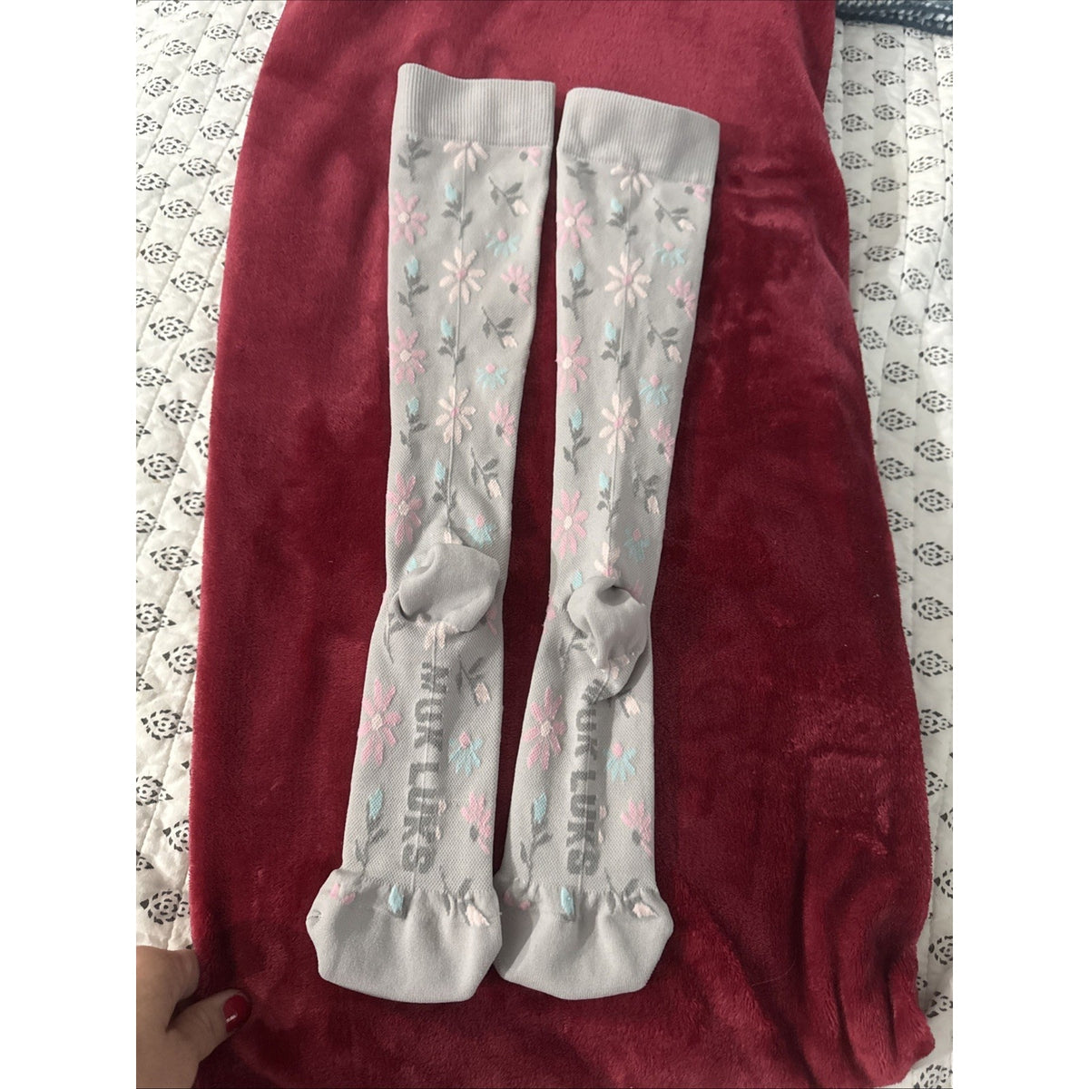 MUK LUKS Women’s Gray Floral Knee High Compression Socks Pink Blue Flowers