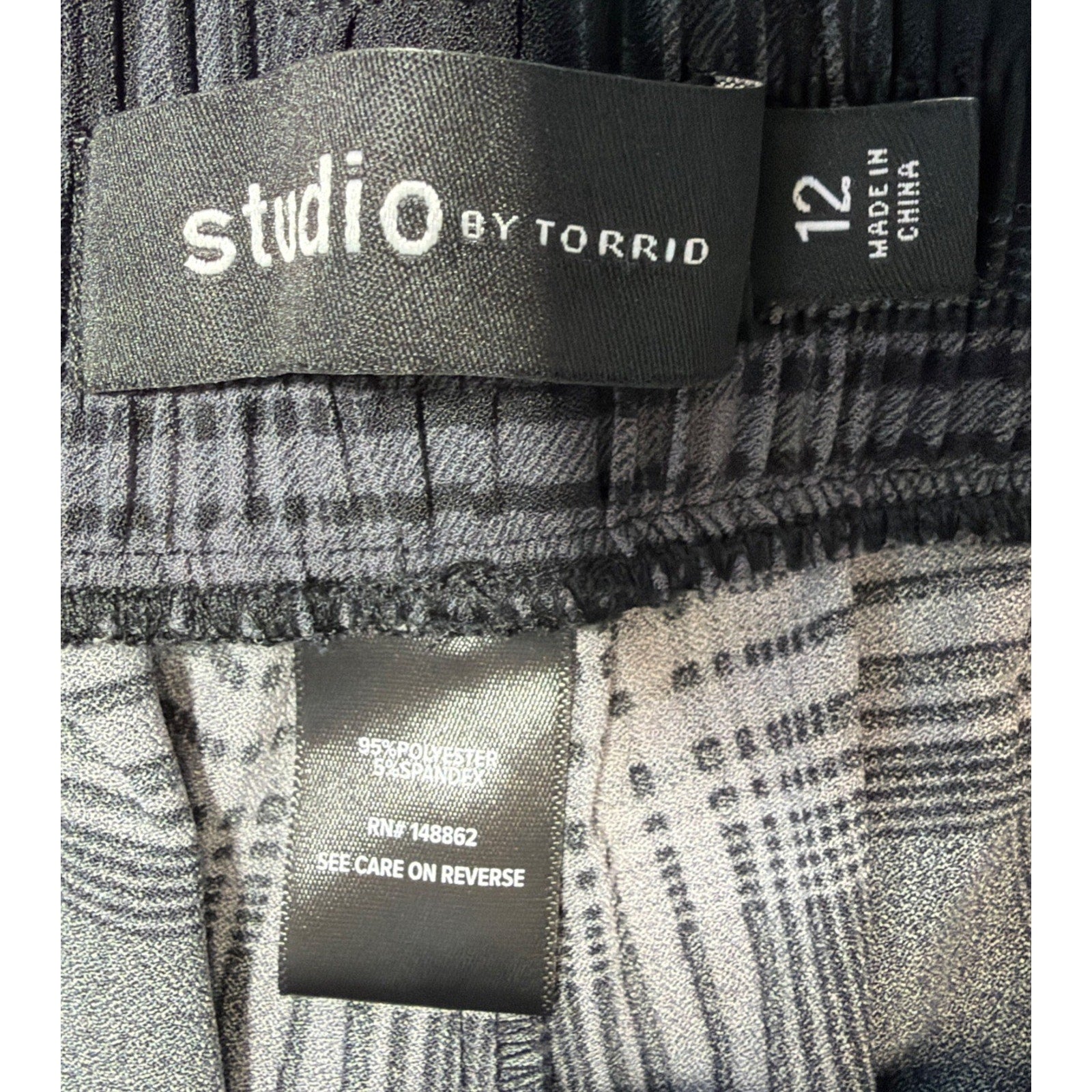 Torrid Studio Wide Leg Plaid Pants Women’s Size 12 Gray Black Pull On Career