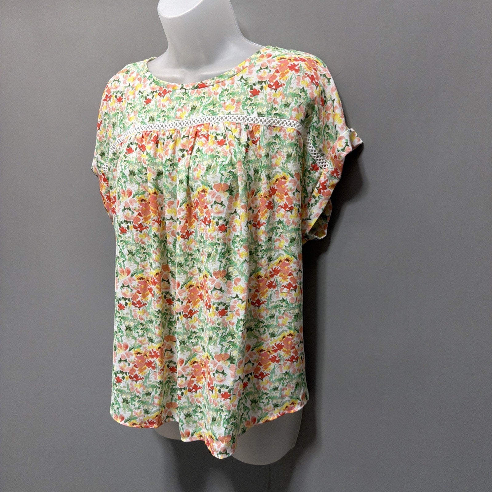 Loft Women Sleeveless Buttercup Floral Pleated Mixed Media Top White M