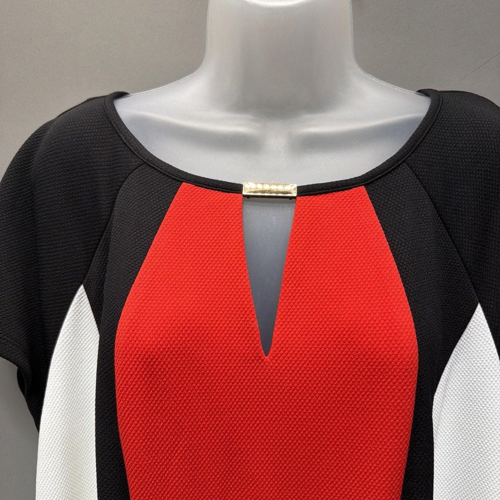 Sandra Darren Dress 22W Red Black White Colorblock A-Line Keyhole Short Sleeve