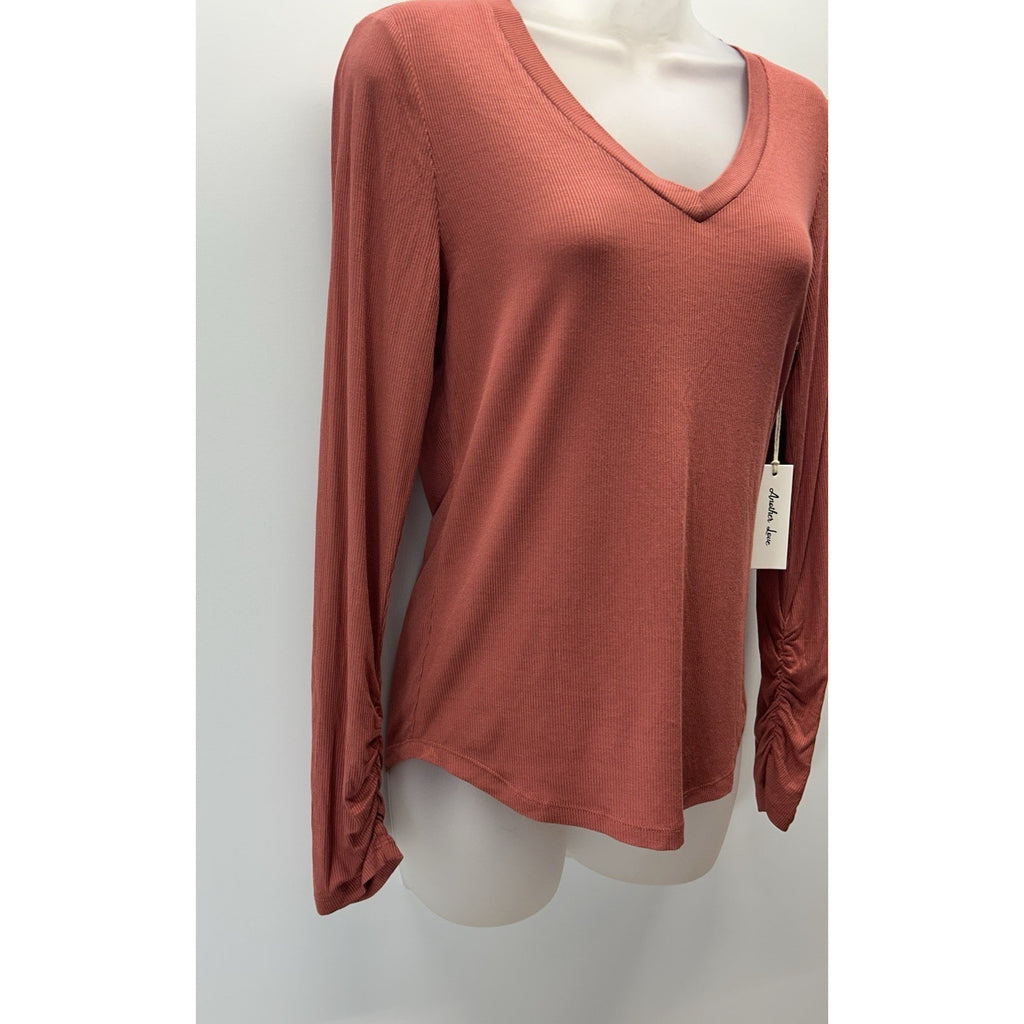 Another Love Mauve Long Sleeve V-Neck T-Shirt Small New With Tags.
