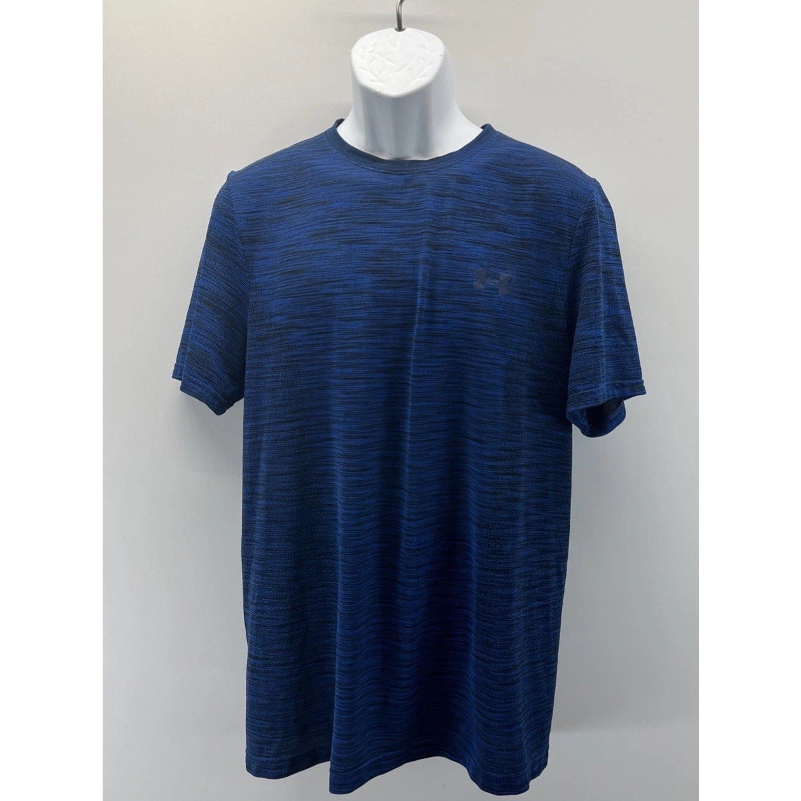 UNDER ARMOUR Men's Threadborne Seamless Ultra-Soft T-Shirt L Fitted