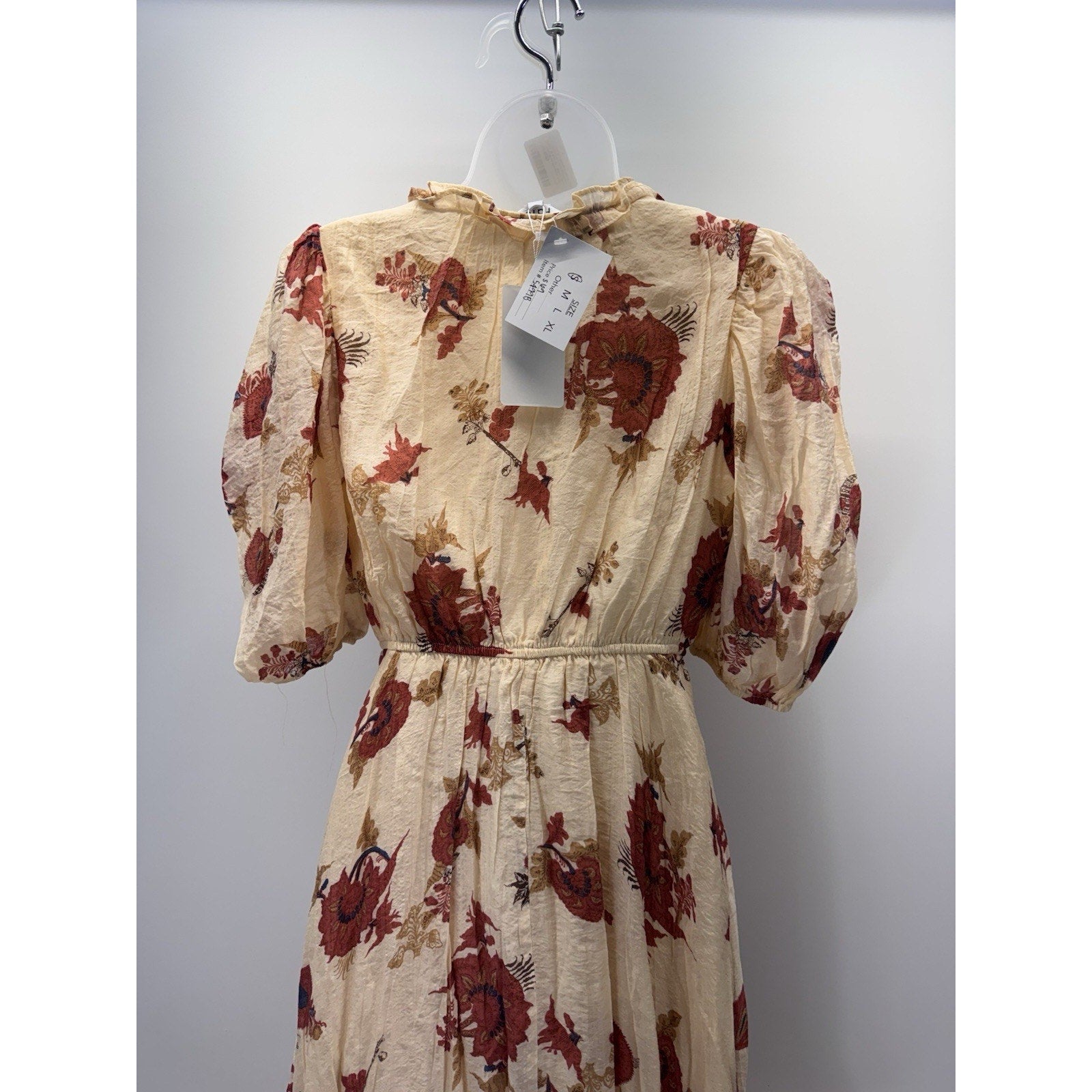 Fate Cream Floral Multi Color Shift Dress Small