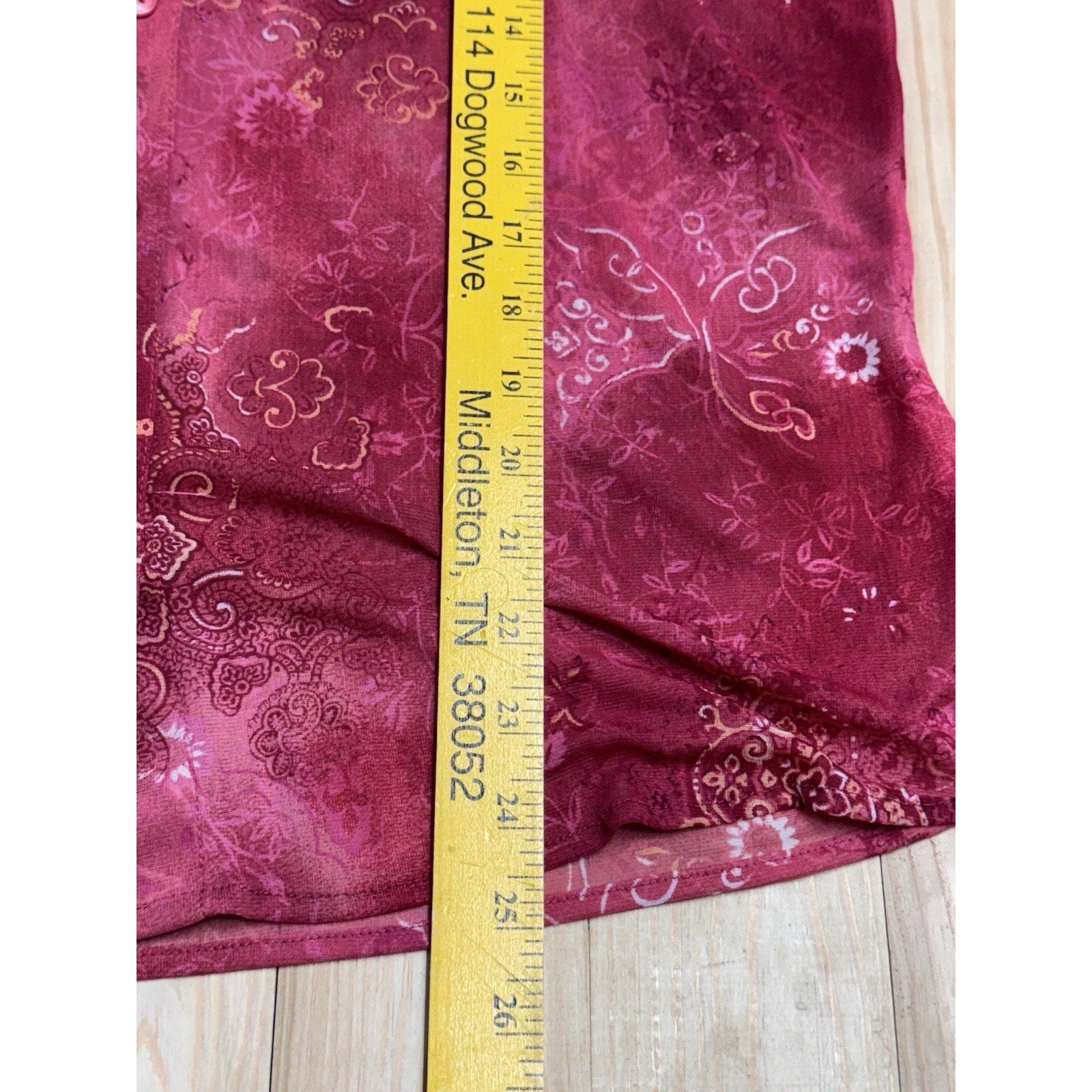 New York City Design Co Women’s Hot Pink Sheer Floral Button Up Size 14/16