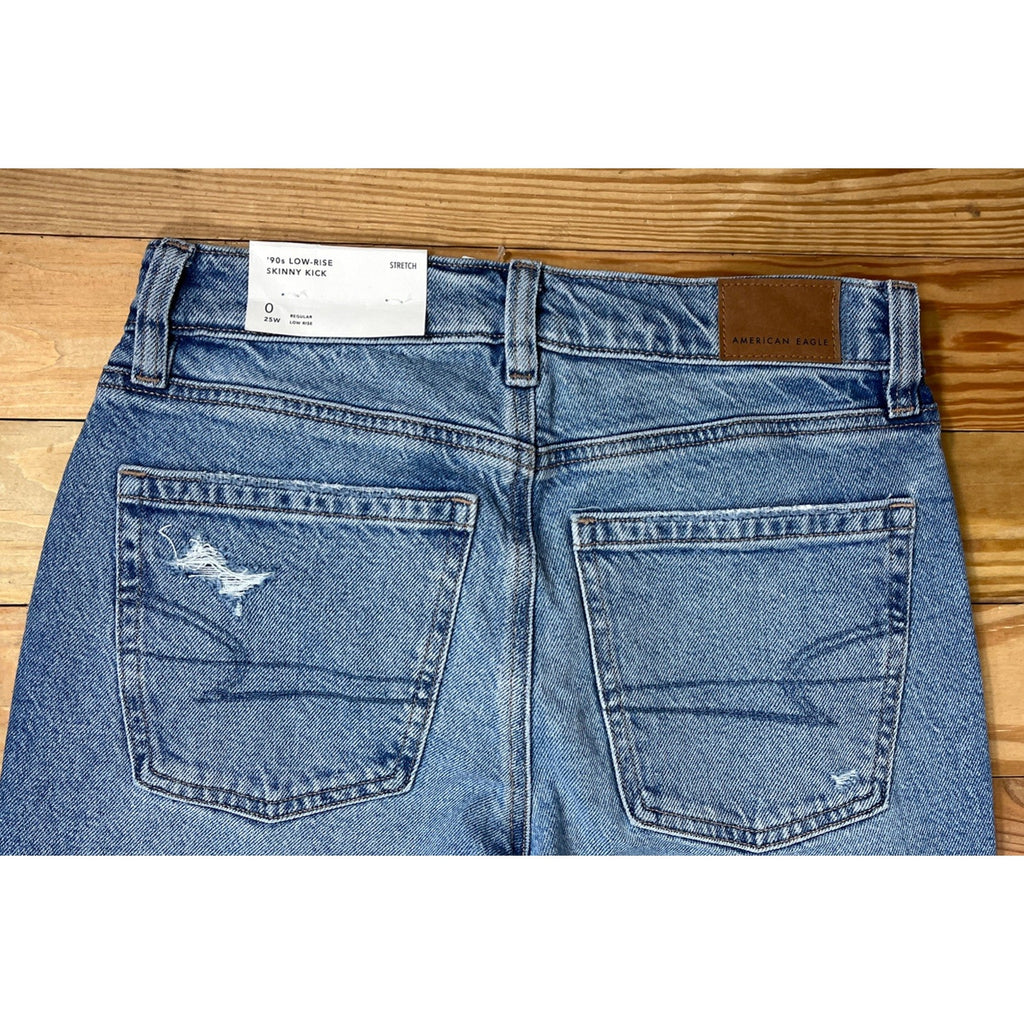 NWT American Eagle Stretch 90s Low Rise Skinny Kick Raw Hem Size 0