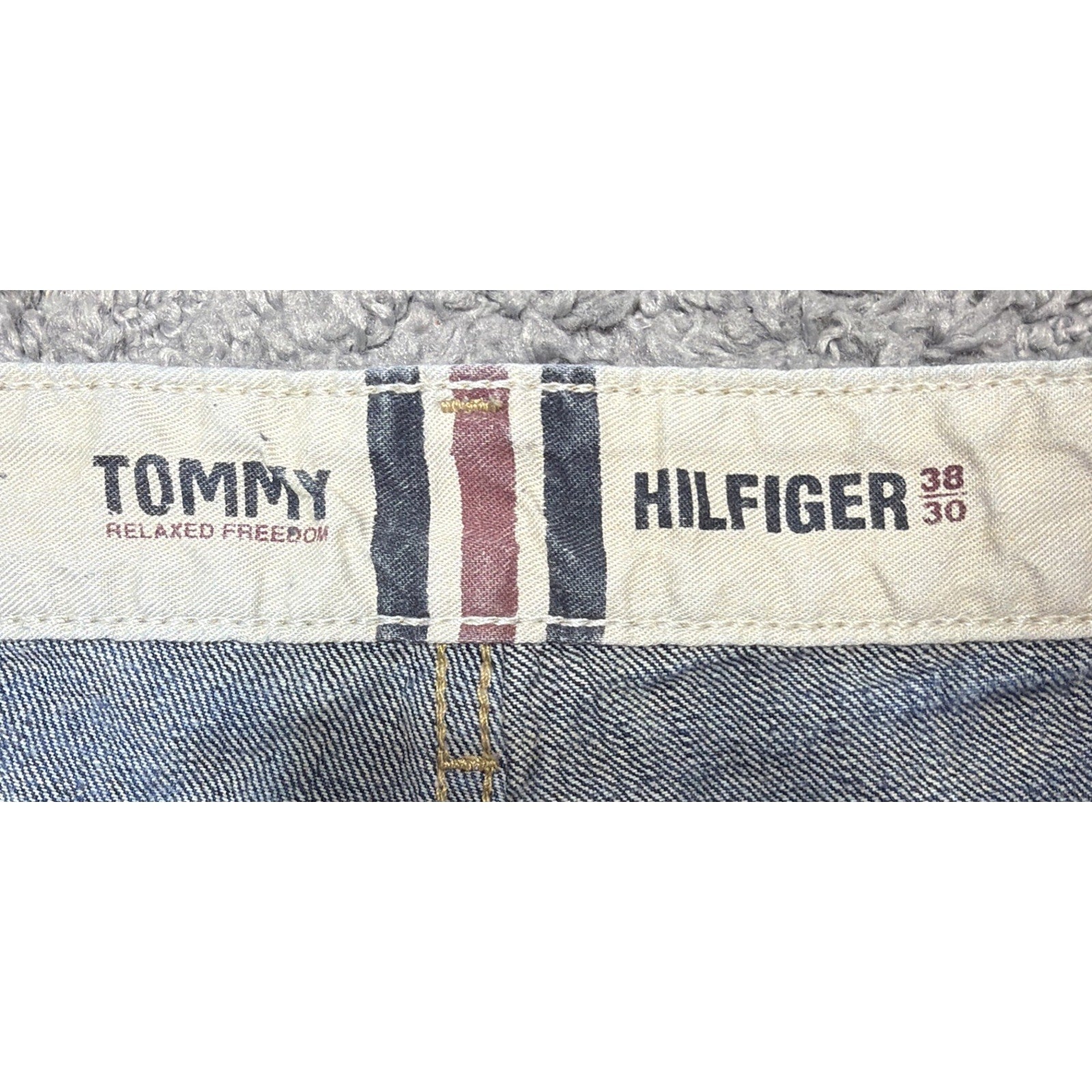 Men's 38x28 Tommy Hilfiger Relaxed Freedom Blue Denim Medium Wash Jeans Baggy