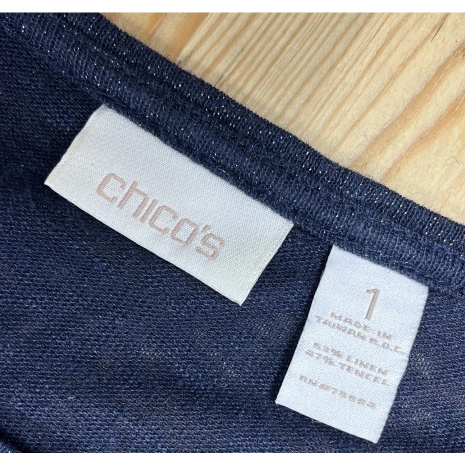 Chicos Size 1 Linen Blend Sweater Womens Medium Blue Metallic 3/4 Sleeve Spring