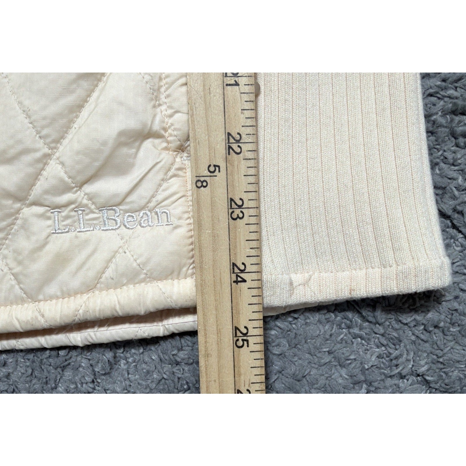 L.L. Bean Cream Quilted Sherpa Lined Full Zip Sleeveless Vest Womens Large